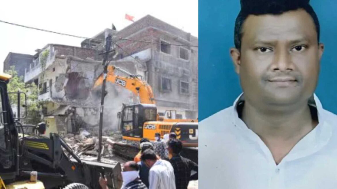 Bulldozer on the illegal construction house of the main riot accused Faheem Khan
